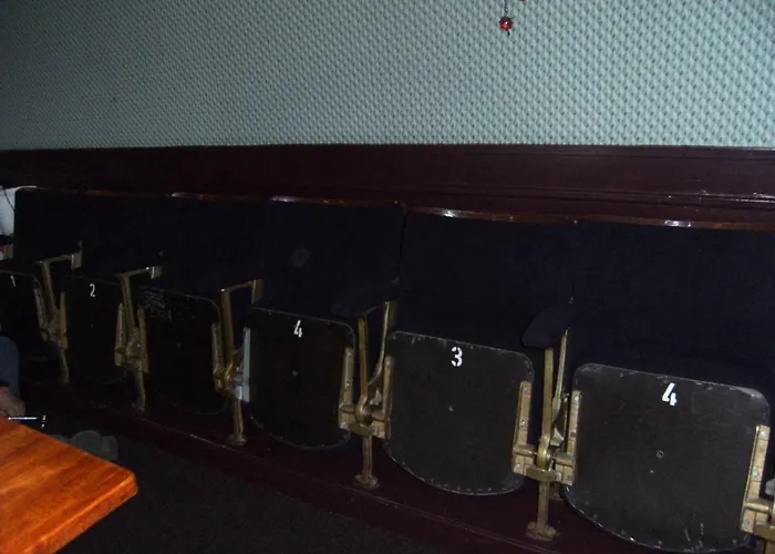 Grand Café Heere Van Hotel *