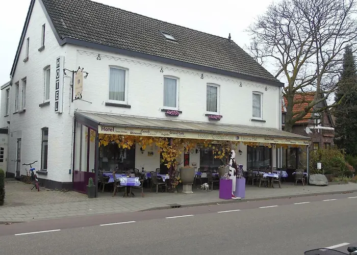Hotel Grand Cafe Heere Van